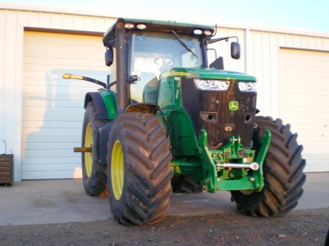 Deere 7R.jpg
